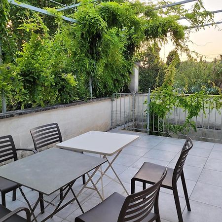 Appartement Cecile - Campagne Avec Piscine Commune - Eyragues Exteriér fotografie